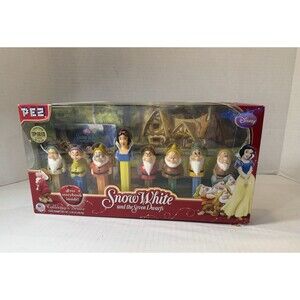 New Vintage Disney Snow White and the Seven Dwarfs PEZ Set Limited, Story Book